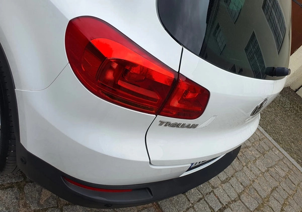 Volkswagen Tiguan cena 59999 przebieg: 173000, rok produkcji 2014 z Elbląg małe 704